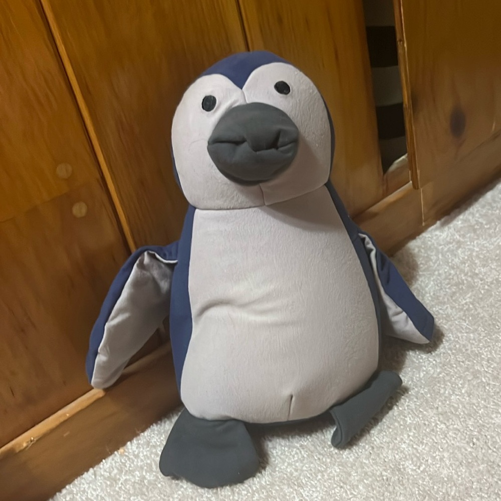 Yogibo Penguin